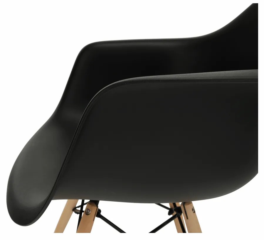 AKCIÓ Fekete étkezőszék LIZBONA II. osztály