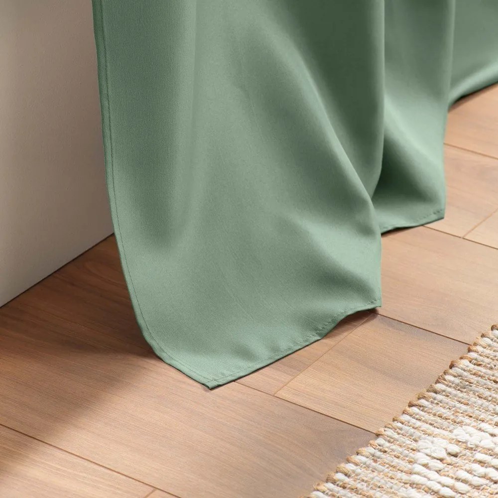 Zöld függöny 140x260 cm Essentiel – douceur d'intérieur