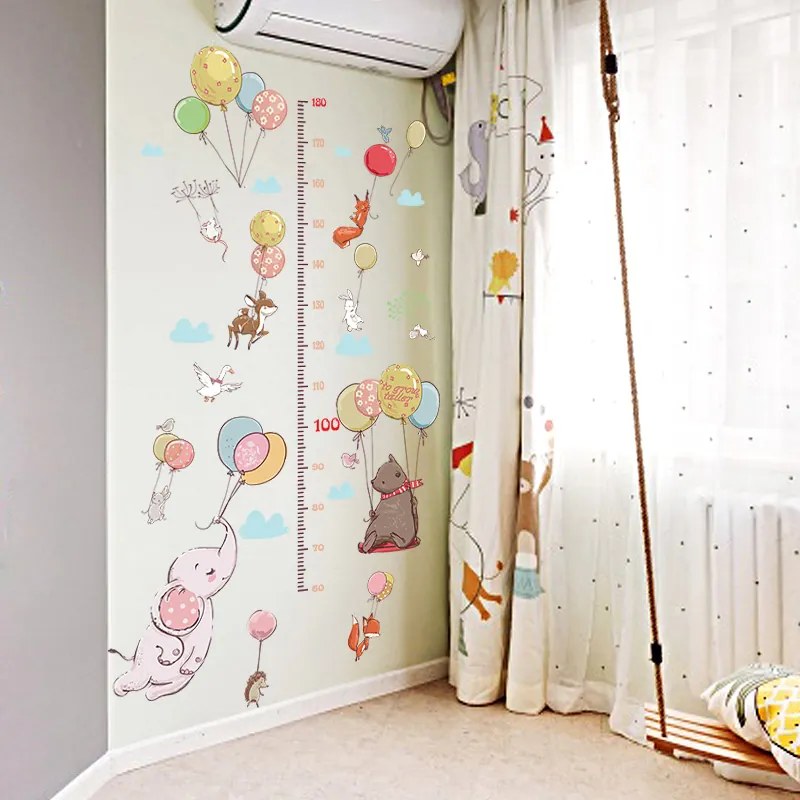 PIPPER | Falmatrica "Gyerekmérő - Állatok léggömbökkel" 155x85cm