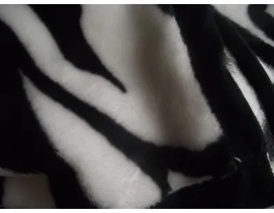 Flóra Zebra mintás Pléd Ágytakaró 150 x 200 cm Fekete Fehér