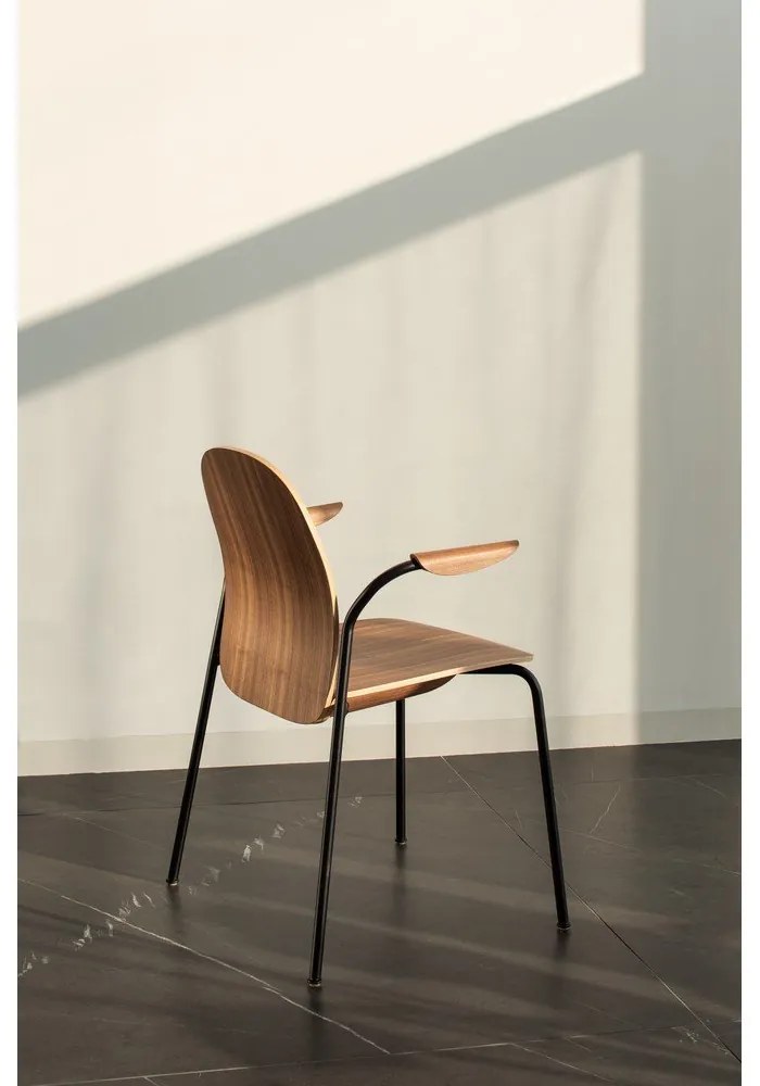 Barna-konyakbarna karfás-rakásolható étkezőszék szett 2 db-os diófa dekorral Book – Gazzda