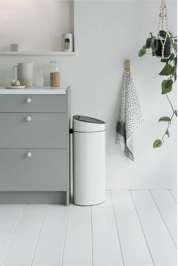 Fehér acél érintésre nyíló szemetes 40 l Touch Bin – Brabantia