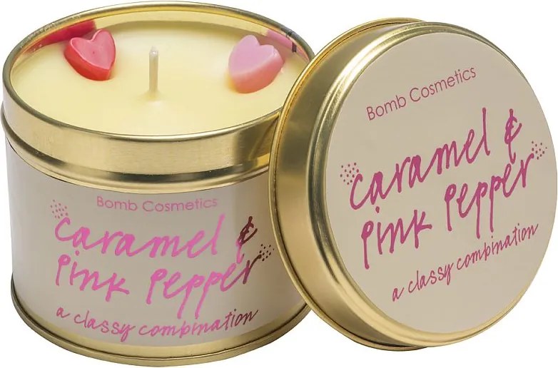 Karamell illatgyertya rózsaszín borssal Bomb Cosmetics