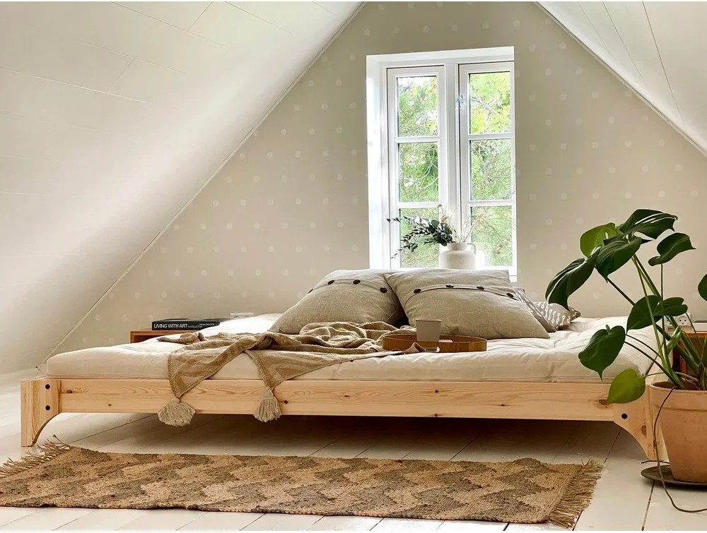 Borovi fenyő franciaágy ágyráccsal 140x200 cm Elan – Karup Design