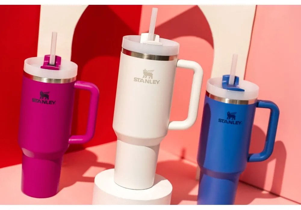 Fehér rozsdamentes acél termosz szívószállal 1,18 l Quencher H2.0 FlowState Tumbler Frost – Stanley