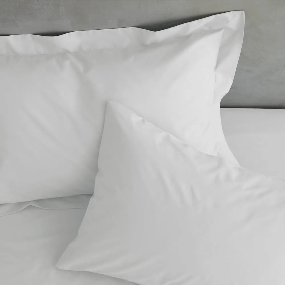 Perkál párnahuzat szett 2 db-os 75x50 cm Easy Iron Percale – Catherine Lansfield