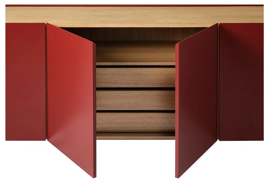 Piros alacsony komód tölgyfa dekorral 165x78 cm Arista – Teulat
