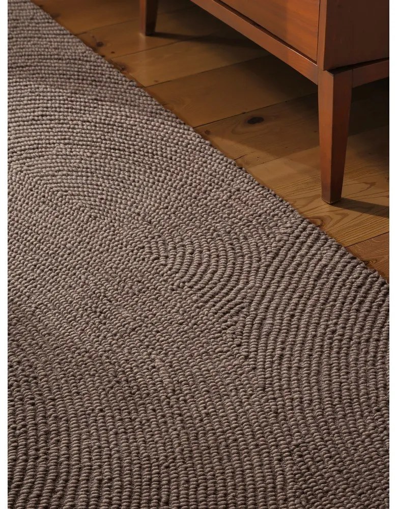 Szürkésbarna kézi szövésű gyapjú futószőnyeg 80x200 cm Calmio – Hanse Home