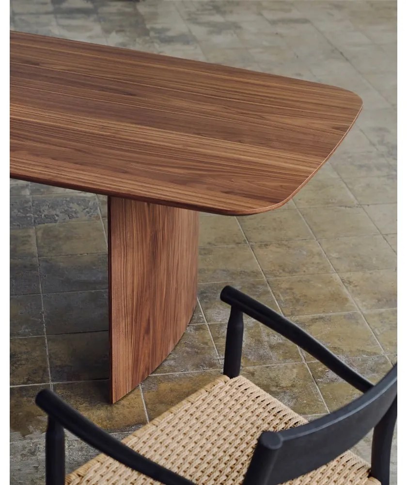 Barna étkezőasztal diófa dekorral 100x200 cm Litto – Kave Home