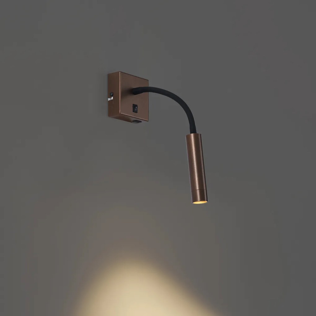 Modern bronz fali lámpa USB-C porttal - Gosna