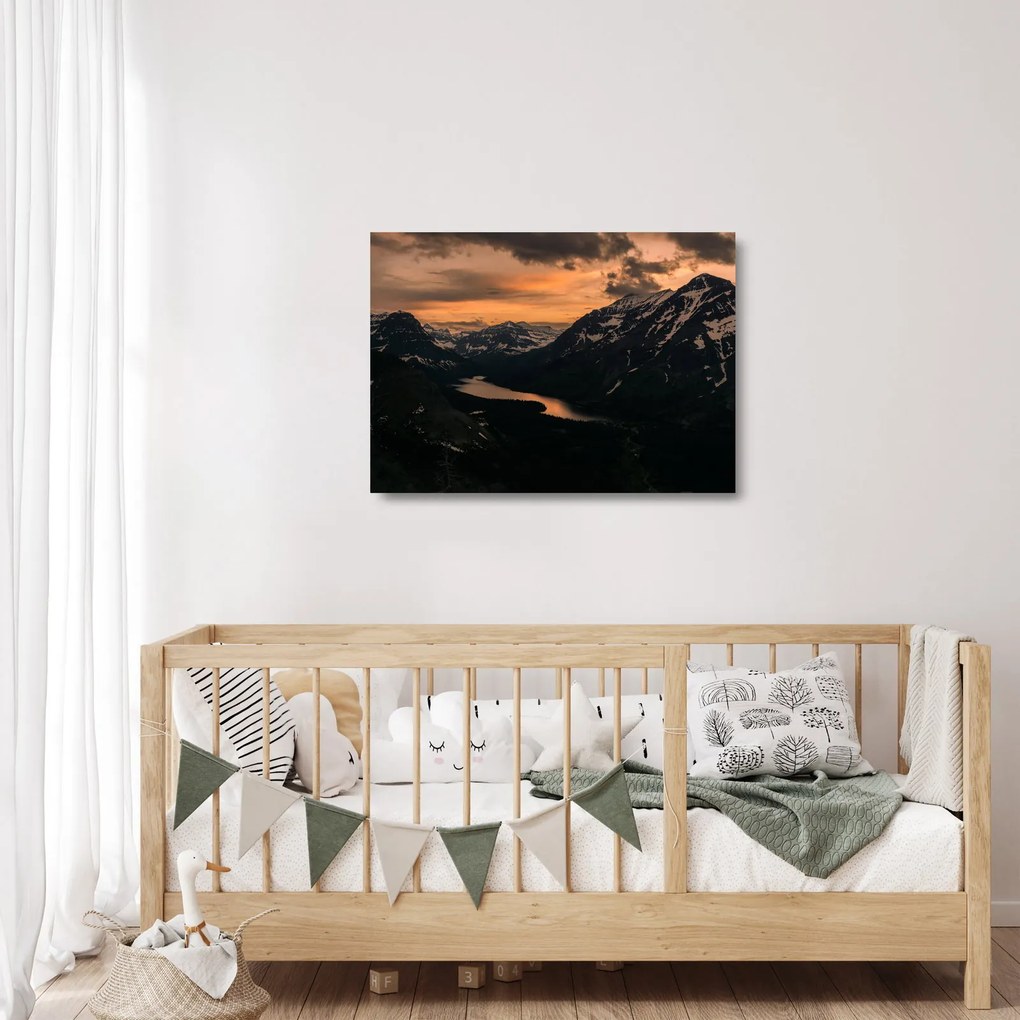 Egy tó képe a hegyek között (üvegen) (70x50 cm)