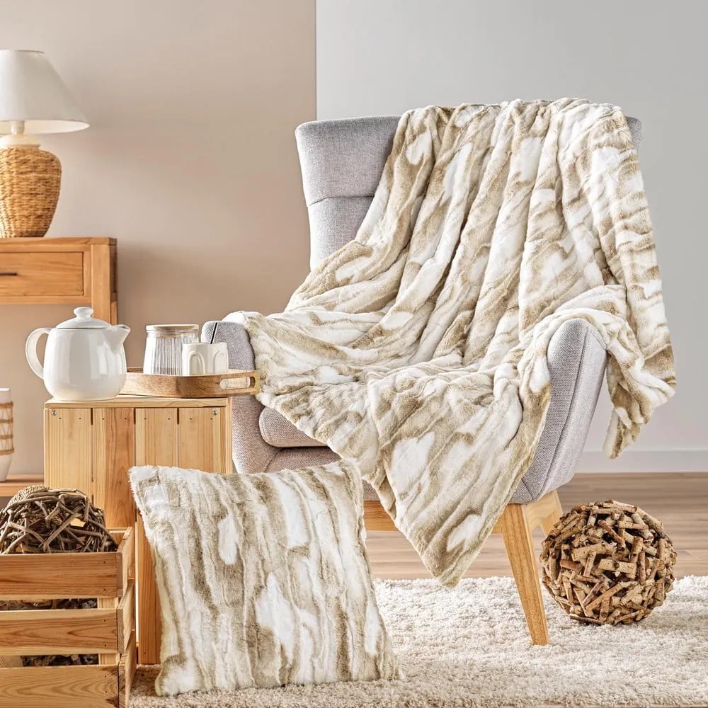 Bézs műszőrme takaró 180x220 cm Cheyenne – douceur d'intérieur