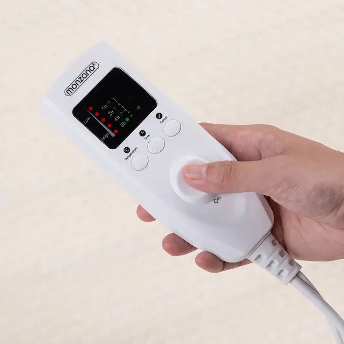 Deuba Fűthető takaró - krém