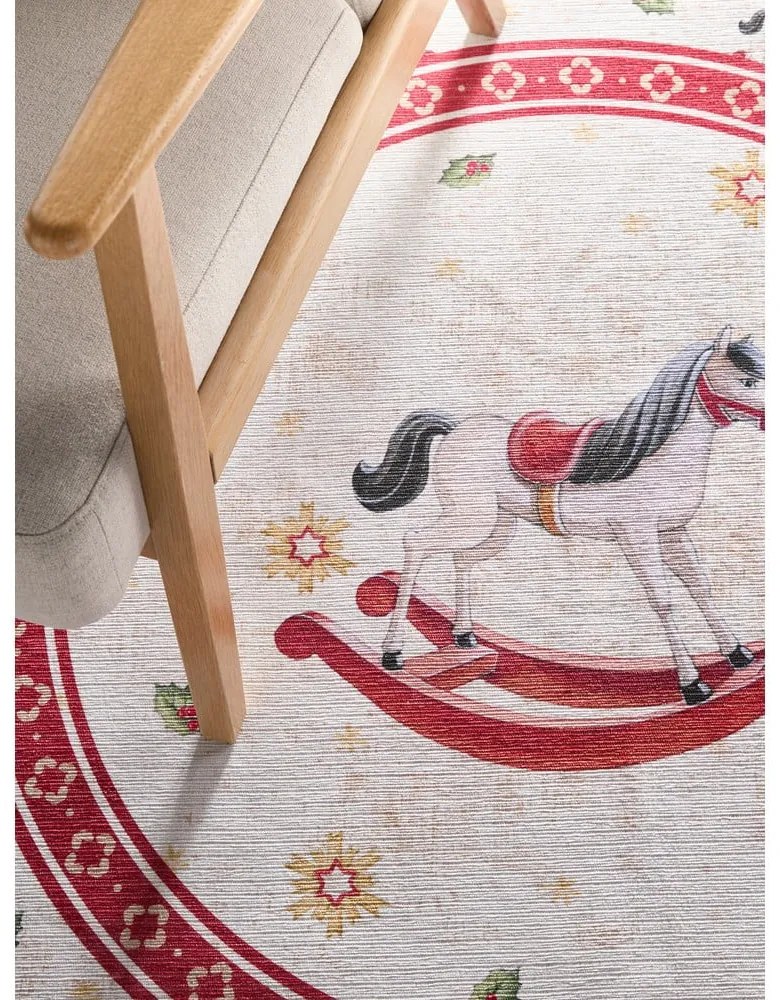 Piros kerek szőnyeg karácsonyi mintával ø 160 cm Toy's Delight Rocking Horse – Villeroy&amp;Boch