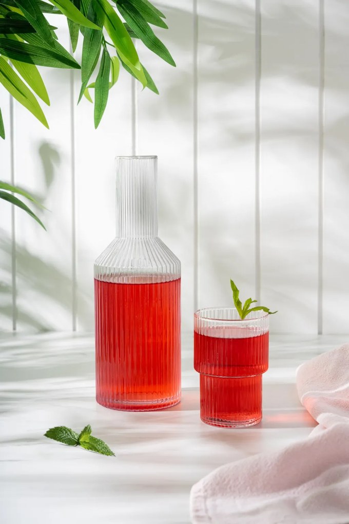 Üvegpalack pohárként használható kupakkal 1000 ml