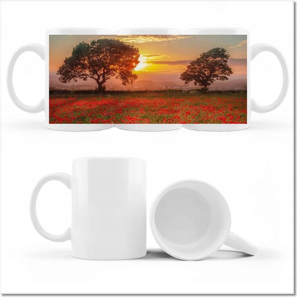 Pipacsok mintás bögre a mezőn Tájkép