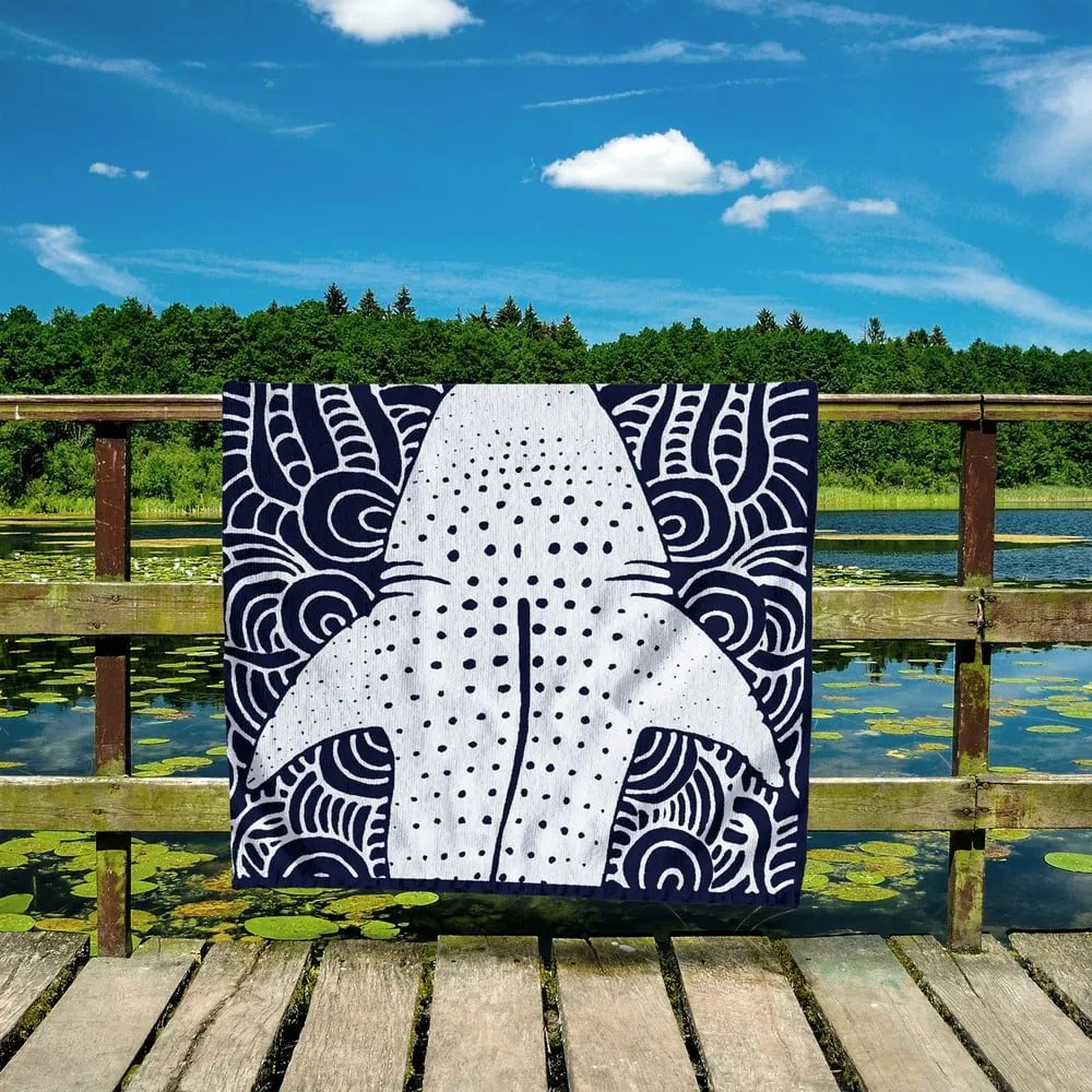 Sötétkék strandtörölköző 90x180 cm Shark – DecoKing