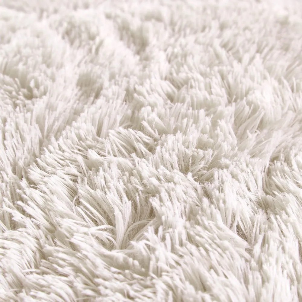 Fehér kétszemélyes mikroplüss ágyneműhuzat 200x200 cm Cuddly – Catherine Lansfield