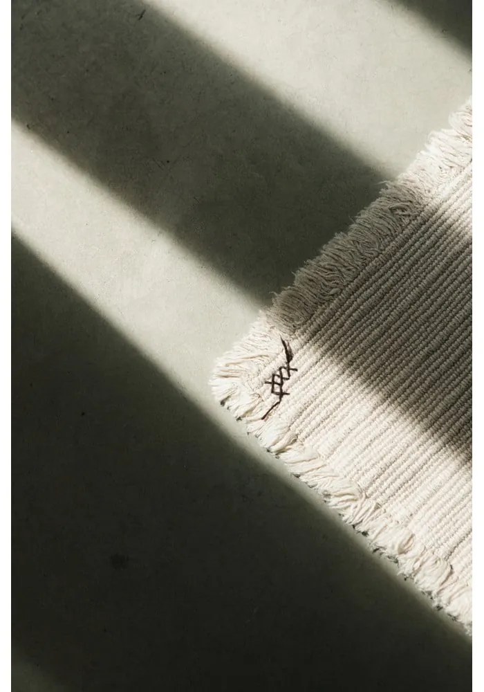 Krémszínű kézi szövésű pamut szőnyeg 140x200 cm Handloom – Lorena Canals