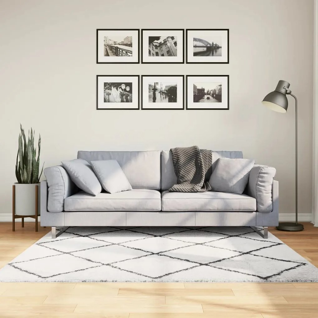 krém és fekete hosszú szálú bozontos modern szőnyeg 160 x 160cm