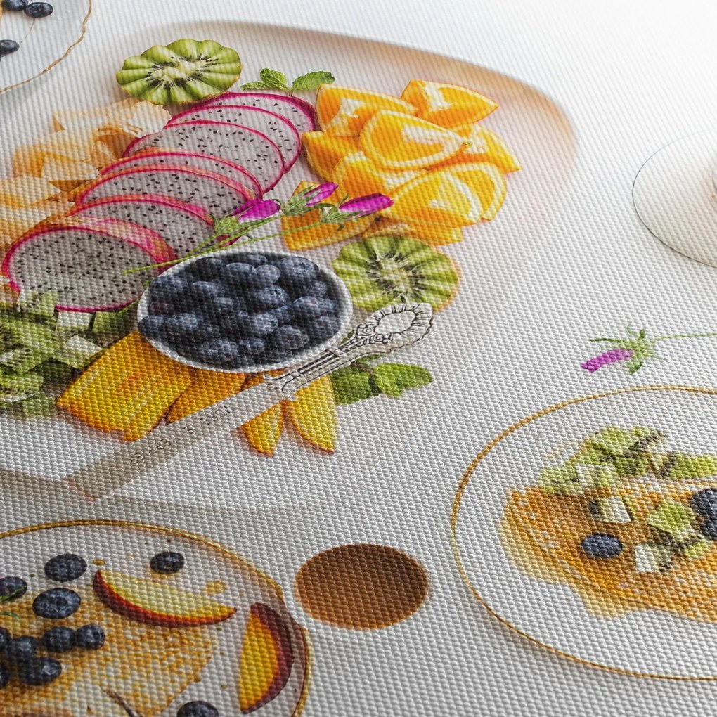 Tányérok gyümölcsökkel az asztalon képe (120x50 cm)