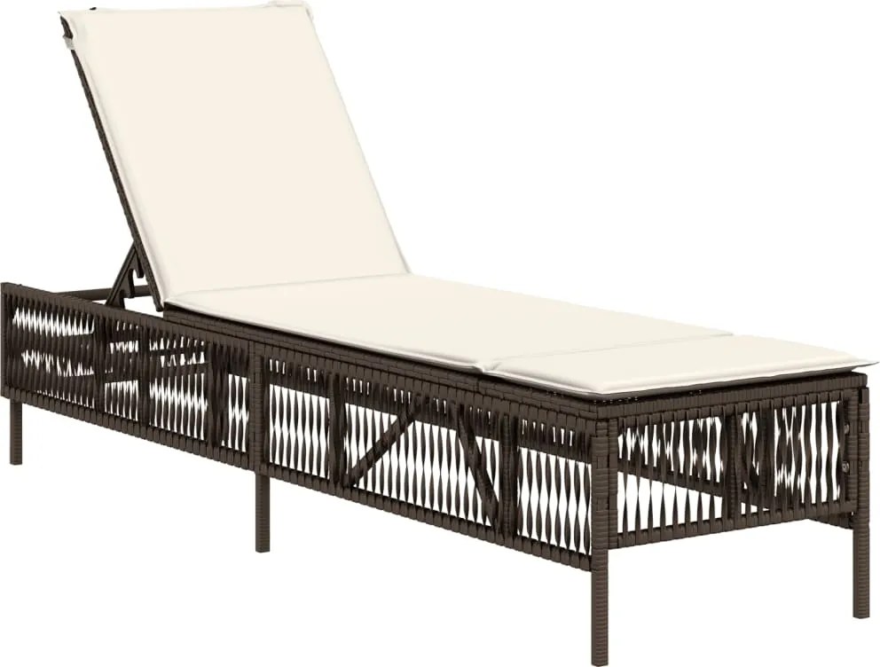 vidaXL barna polyrattan napozóágy párnával