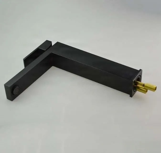 Szabadon álló EYN BC1320 fürdőszobai csaptelep, matt fekete, alacsony és magas kivitelben — 310 mm
