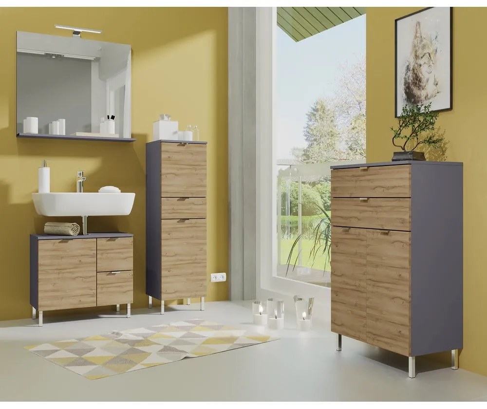 Mauresa szekrény tölgyfa díszítéssel, magasság 120 cm - Germania