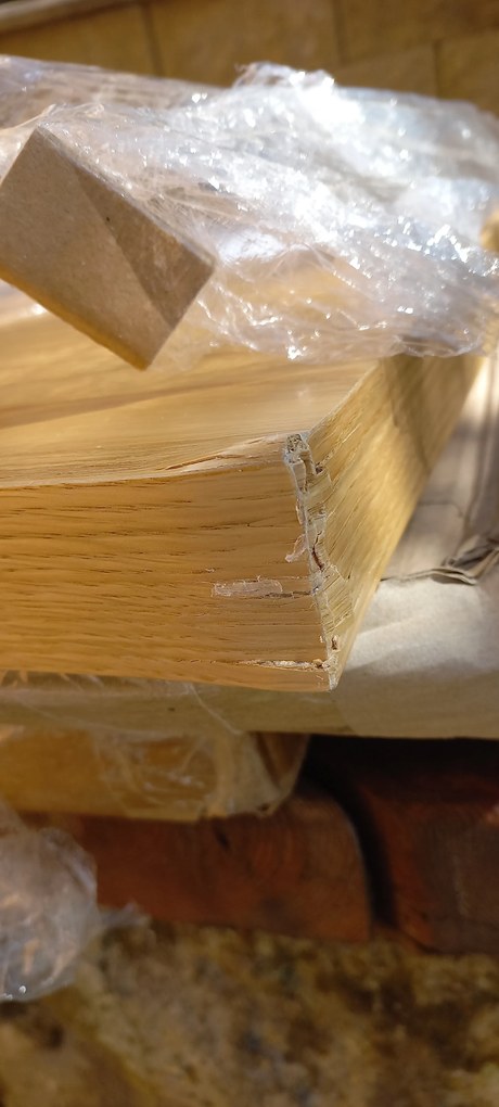 AKCIÓ Fekete étkezőasztal tölgy PURO dekorációval 70x70 II. osztály