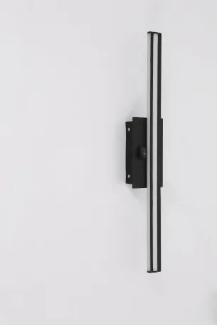 Globo 41499B Falikar fém szálcsiszolt alumínium és fekete színben, műanyag opál búrával. IP44, Schalter, SzxM:605x100, AL:58, tartozék: 1xLED 18W 230V, 3000K