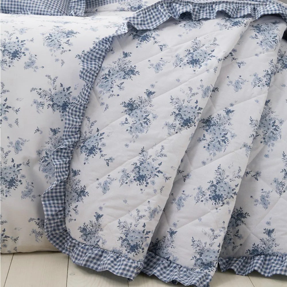 Fehér-kék steppelt ágytakaró 220x230 cm Lucie Floral Frill – Catherine Lansfield