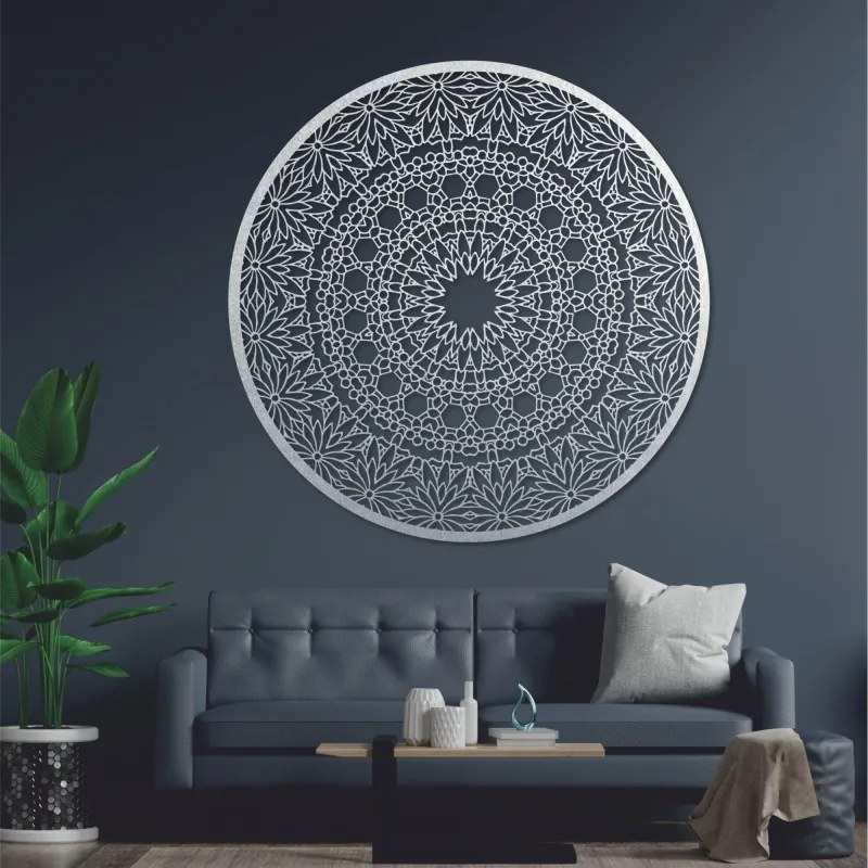 Fából készült mandala a falon | POIET
