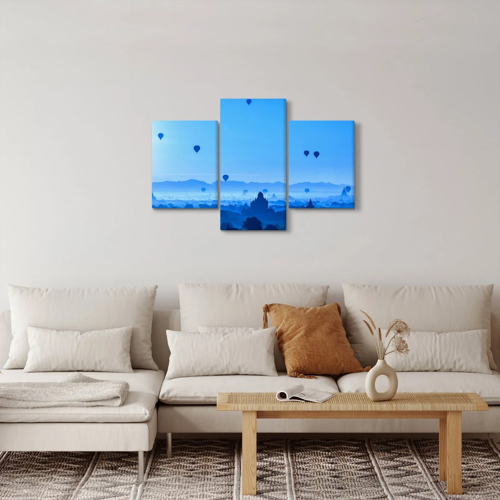 Kép - léggömbök a táj felett (90x60 cm)