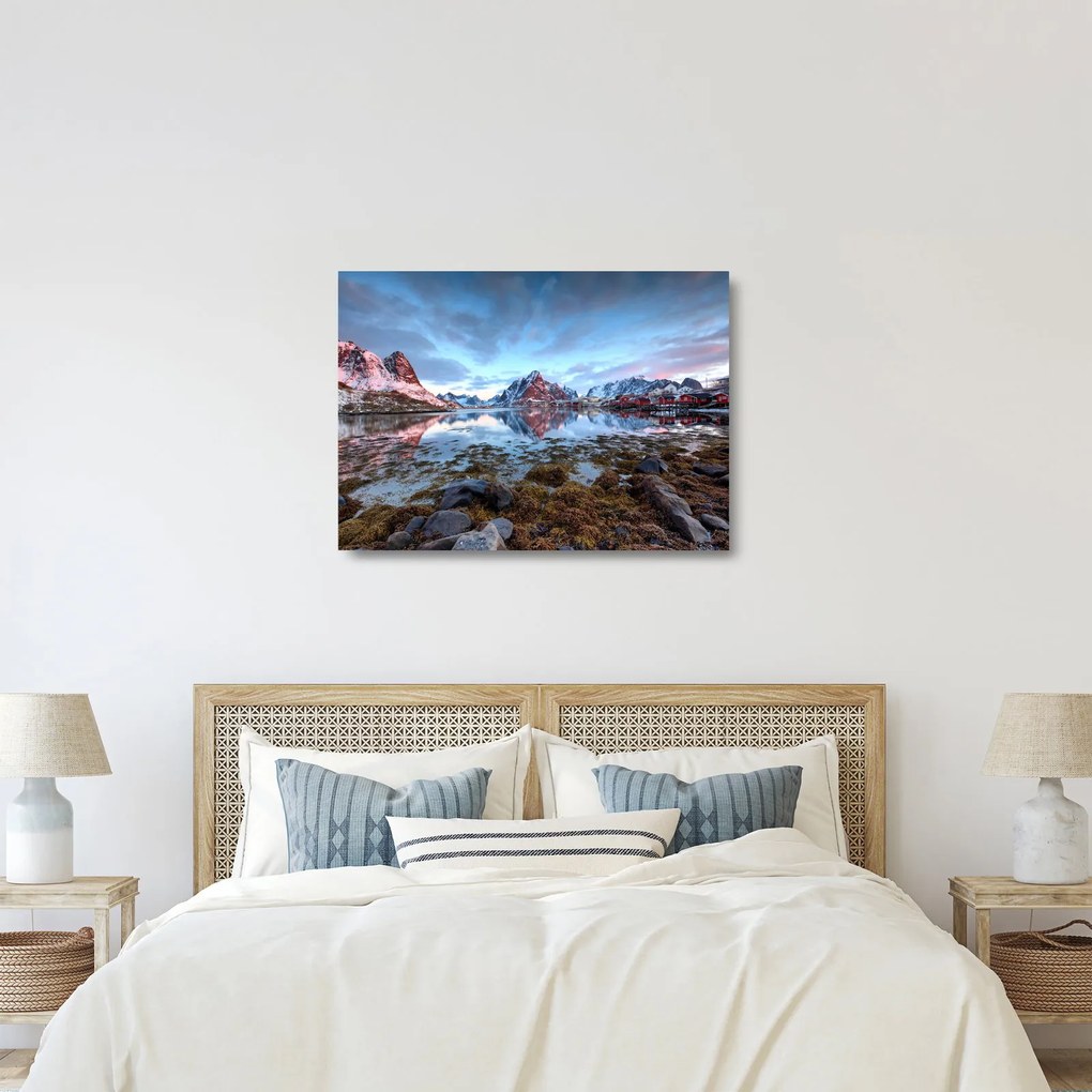 Üveg kép - Napfelkelte Reine felett (70x50 cm)