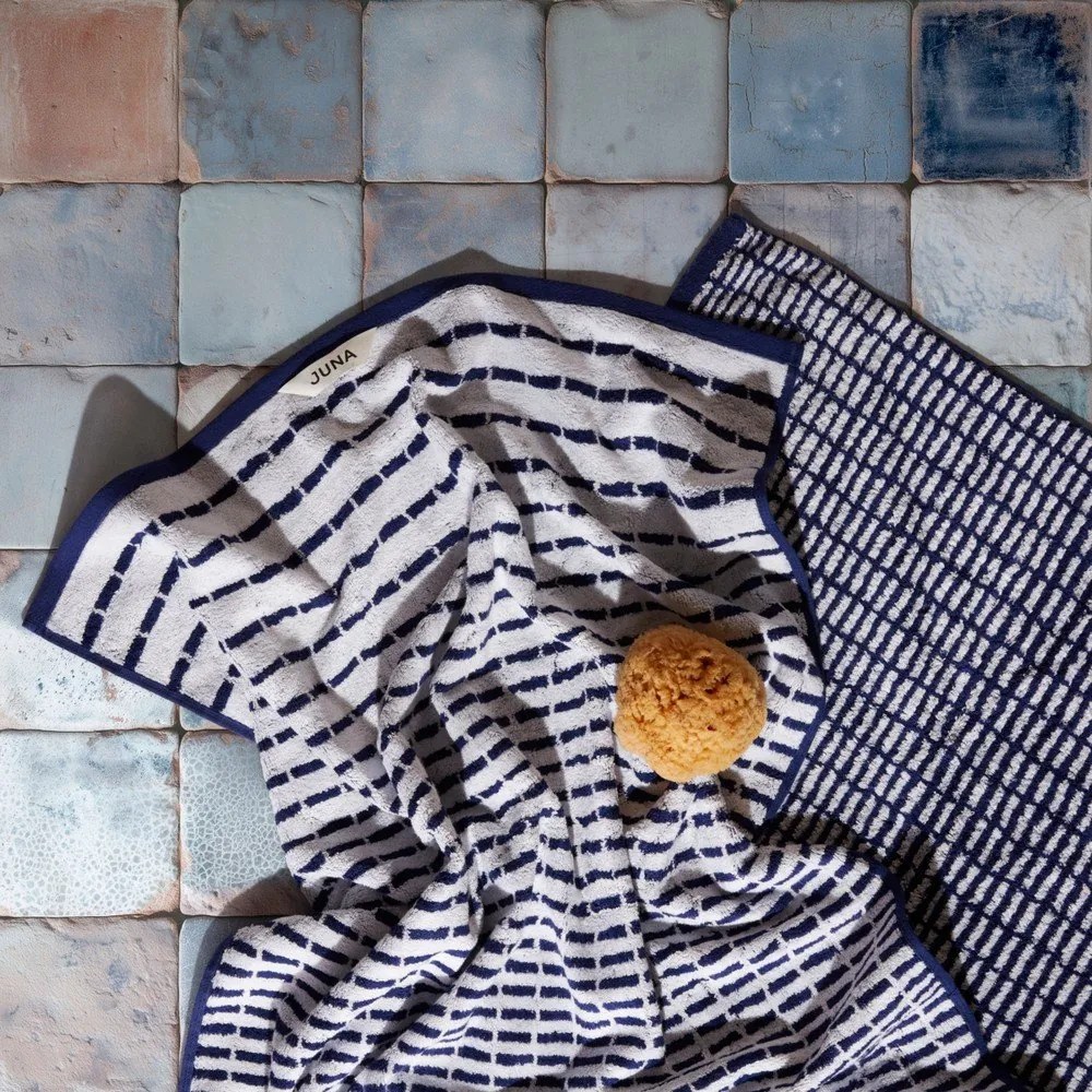 Fehér-kék frottír bambuszkeverék törölköző 50x100 cm Nuance – JUNA