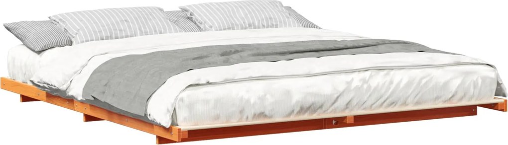 vidaXL Földi ágykeret Viaszbarna 200 x 200 cm Tömör fenyőfa