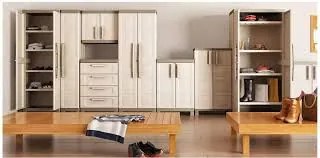 Keter Két részre osztott zárható Excellence Utility műanyag szekrény