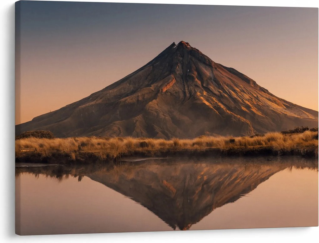 A Mount Taranaki visszaverődése, Új-Zéland (70x50 cm)