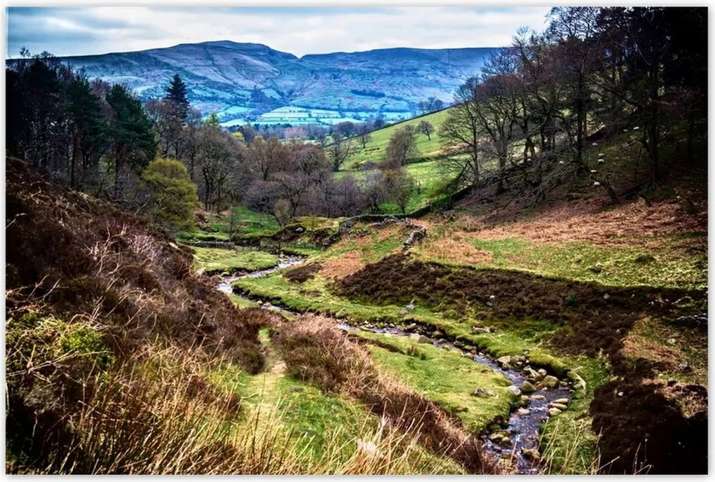 Poszterek 120x80 Patak a hegyekben