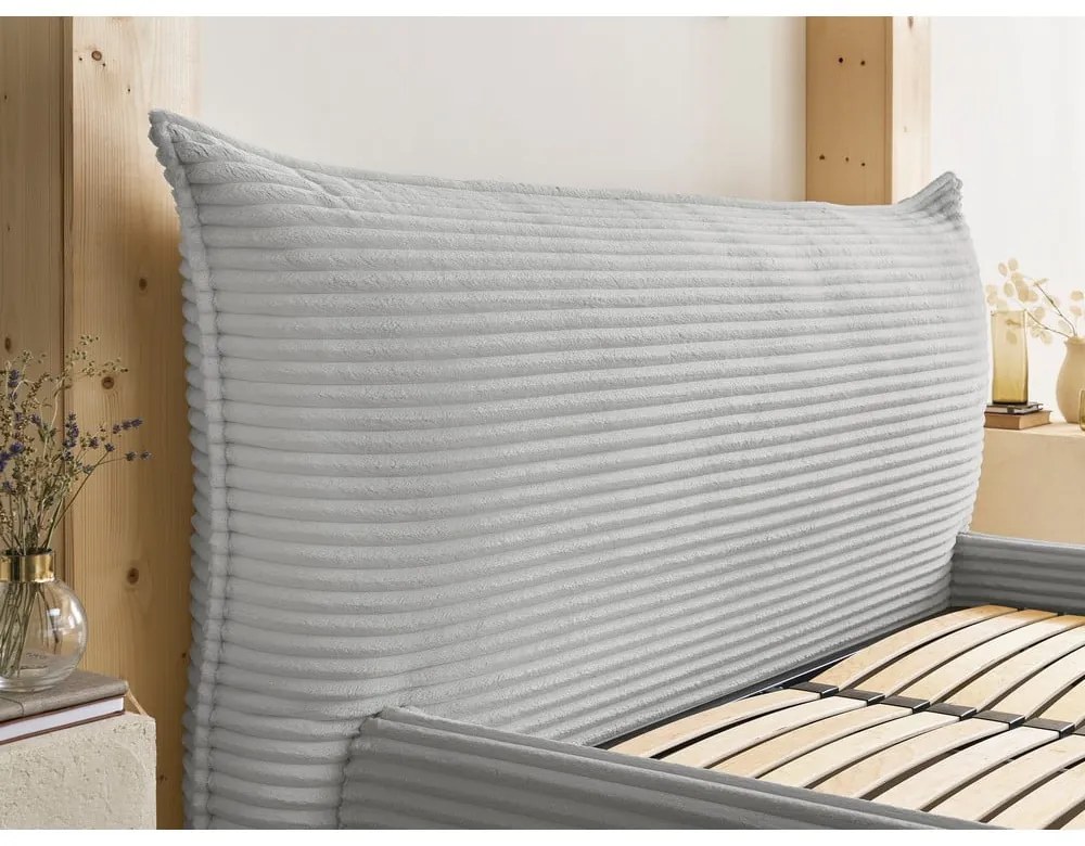 Világosszürke kárpitozott ágyneműtartós franciaágy ágyráccsal 180x200 cm Jade – Bobochic Paris