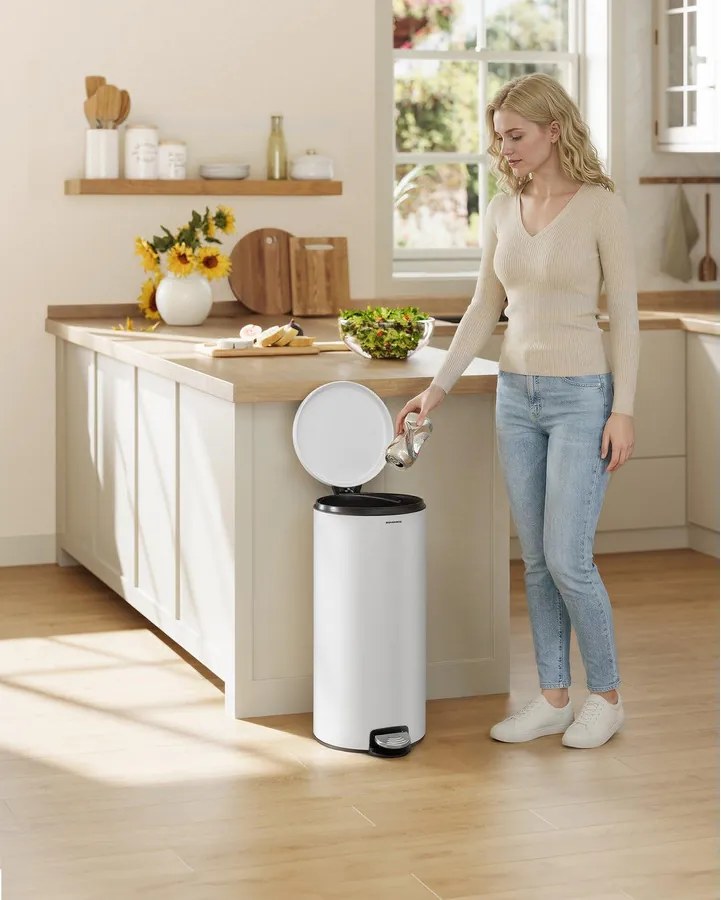 Fém kerek konyhai szemetes, 30 L, pedálos, műanyag belső vödörrel, fehér