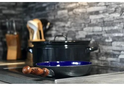 Sfinx Smalted pan with lid and wooden handle BSE,26 cm, 2.8 l