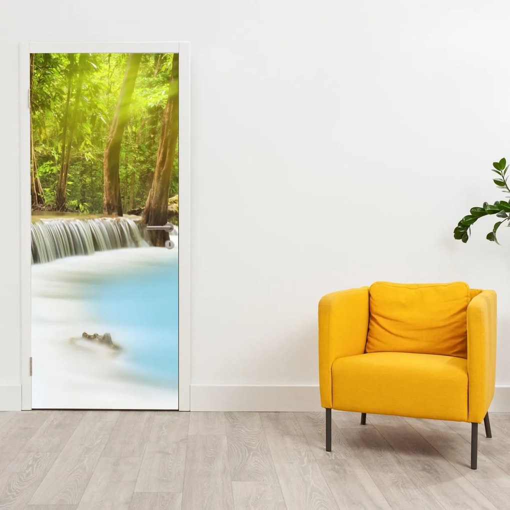 Fotótapéta ajtóra - Huai Mae Kamin, vízesések az erdőben (95x205cm)