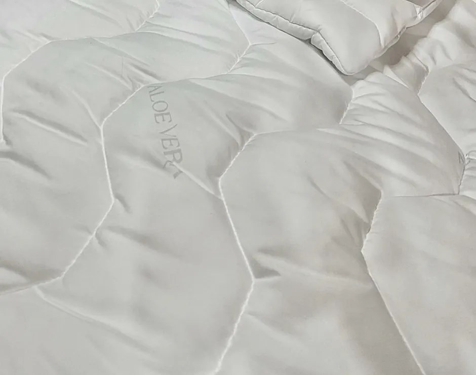 Antiallergén paplan Aloe Vera LUXUS mikroszálas szövet 140x200cm Tiahome