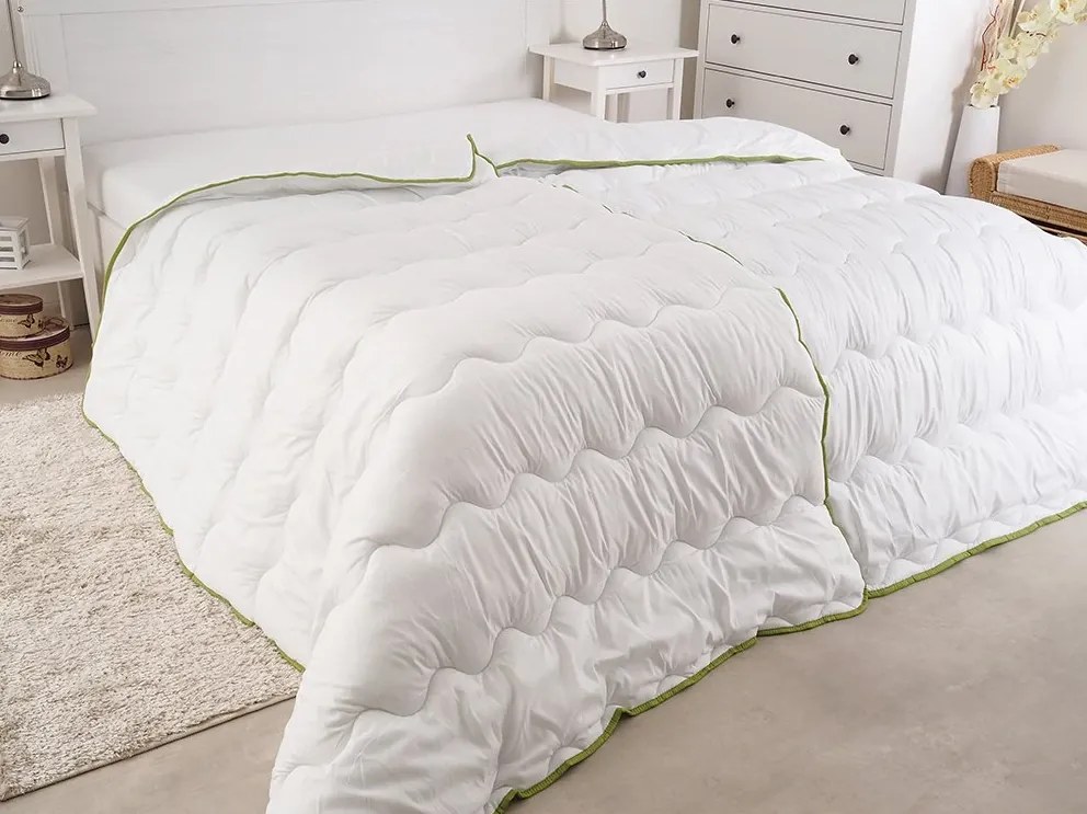 Egész éves steppelt paplan 140x200 cm párnával BELLA ALOE VERA 70x90 cm, fehér