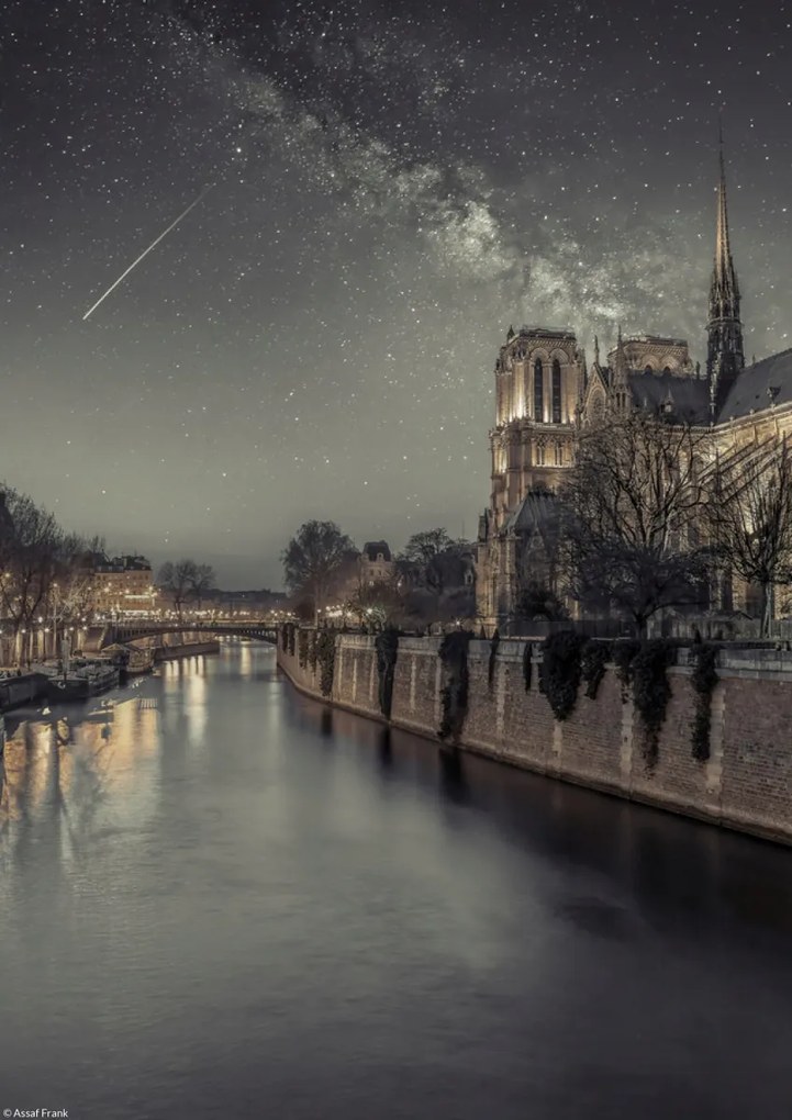 Poszter 21x29,7cm Notre-Dame de Paris éjszaka, Assaf Frank