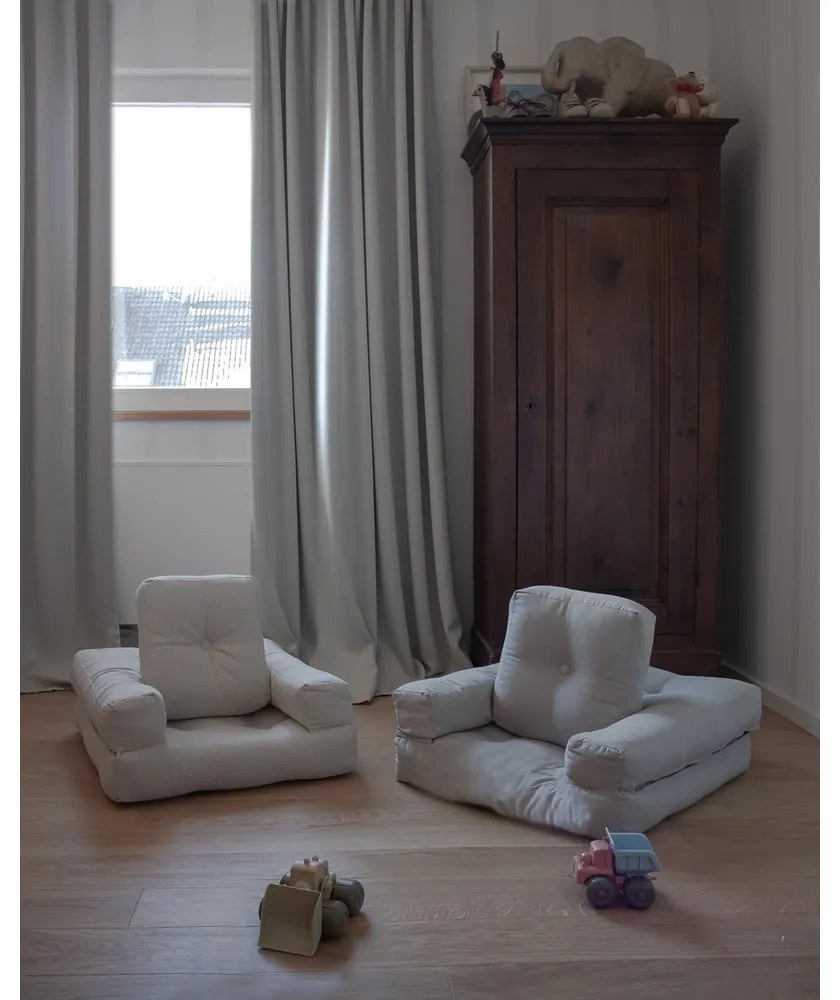 Mini Cube Creamy kinyitható gyerekfotel lábtartóval - Karup Design