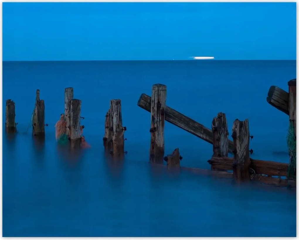 Poszterek 50x40 Tengeri hullámtörő