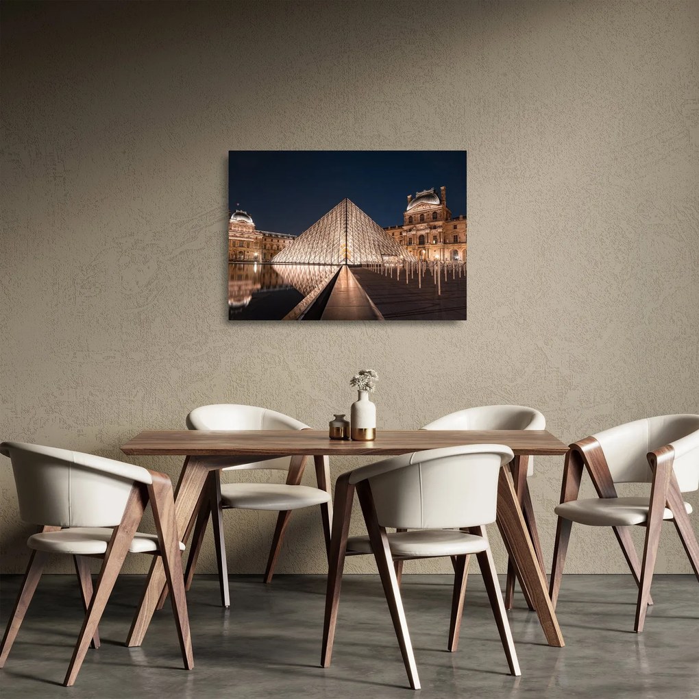 Kép - Louvre éjjel (üvegen) (70x50 cm)