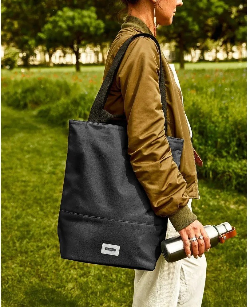 Bézs hűtőtáska 16 l – Black + Blum